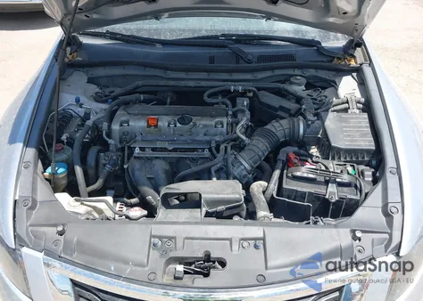 2010 Honda Accord 2.4 Ex-L from USA, damaged, VIN 1HGCP2F8XAA170669